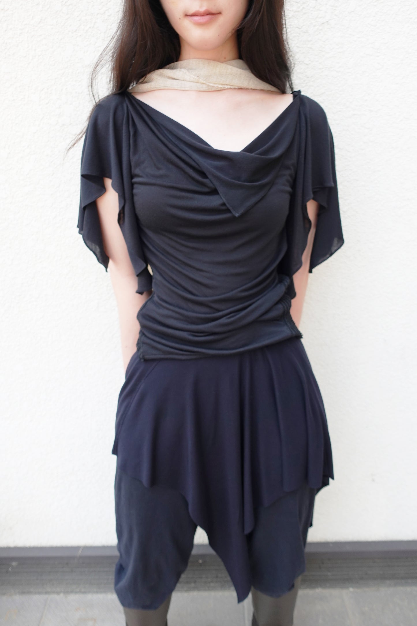 RIB 005 'Dancing Sleeves Back knit Jersey Top'