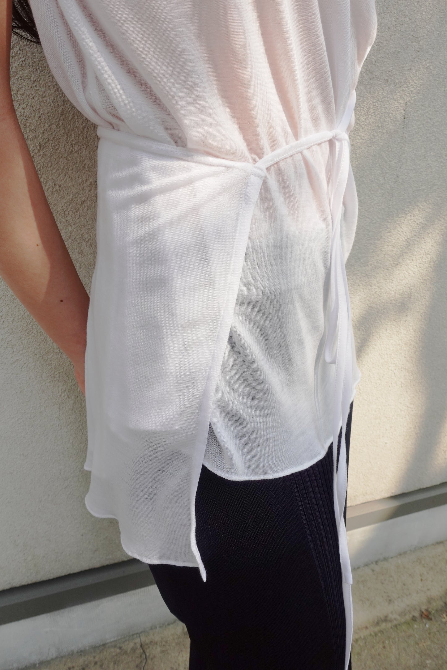 DIA 008 'Asymmetric Tied Knit Panel Top'