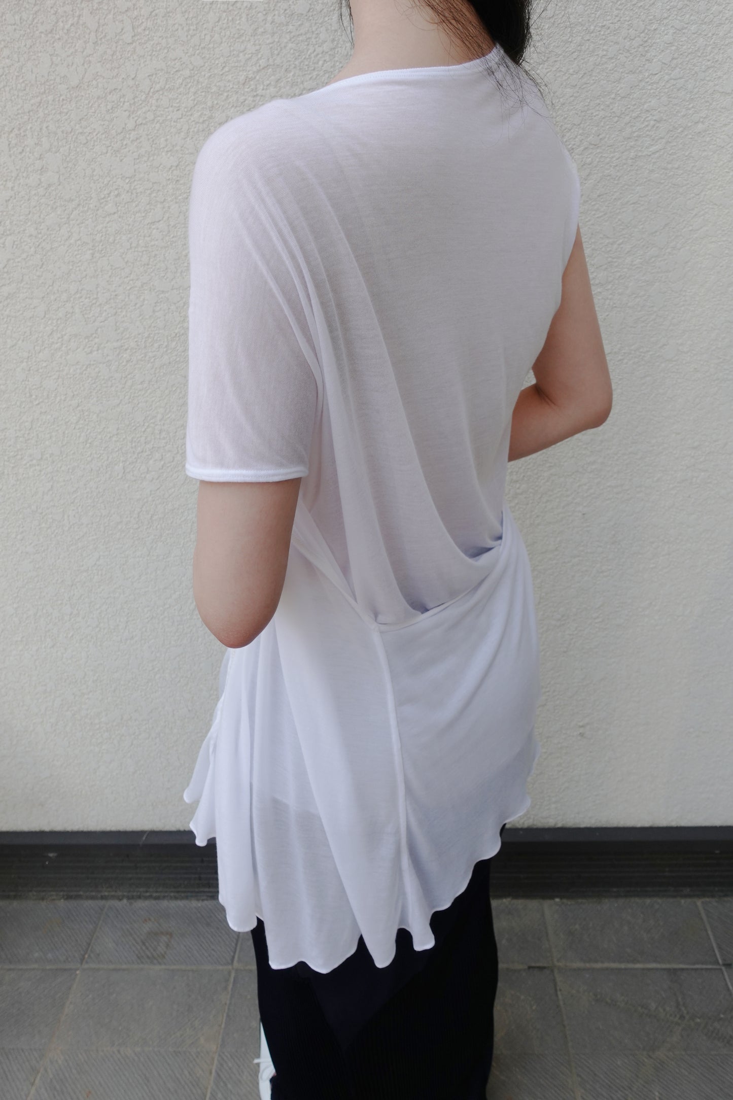 DIA 008 'Asymmetric Tied Knit Panel Top'
