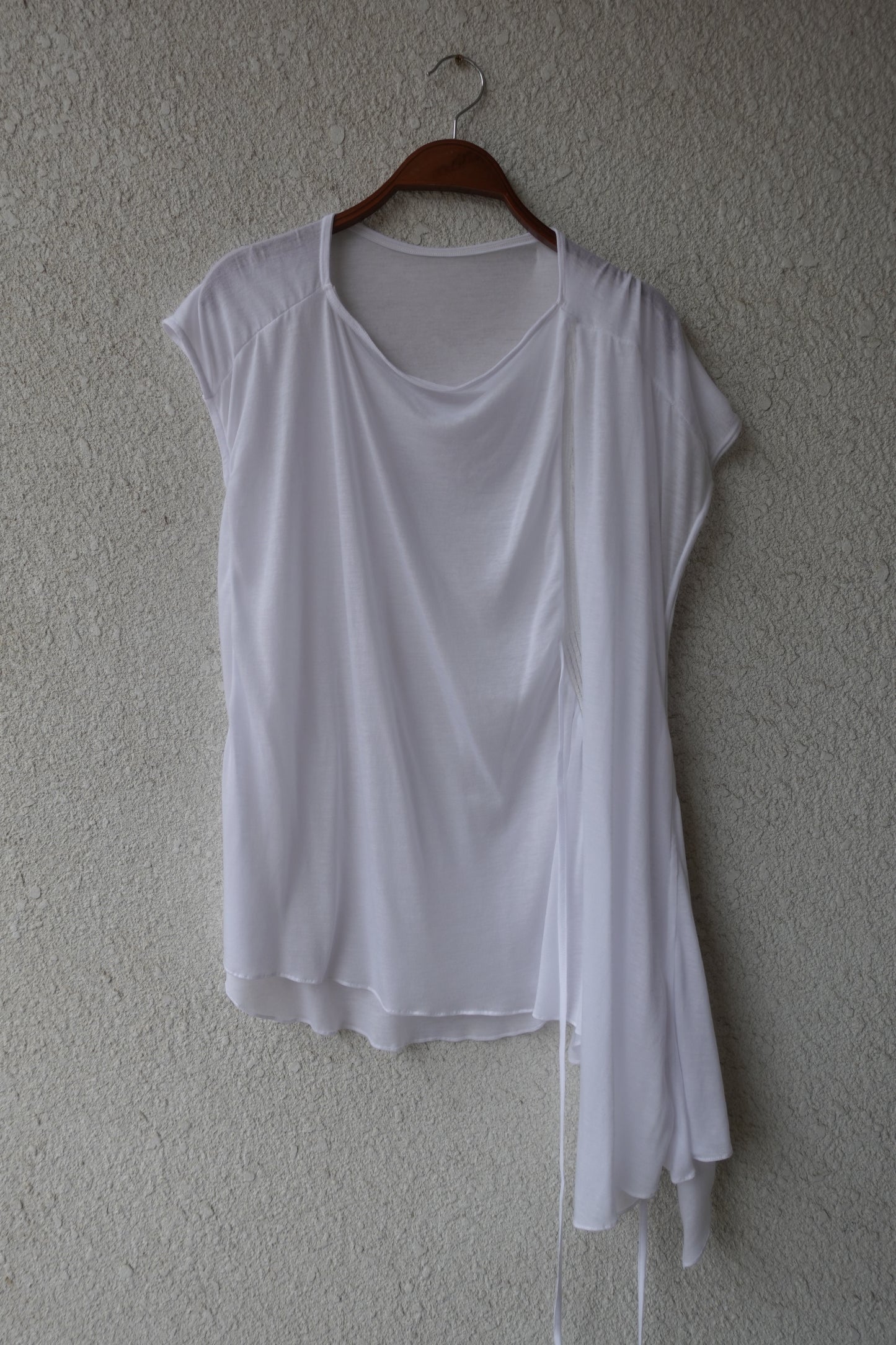 DIA 008 'Asymmetric Tied Knit Panel Top'