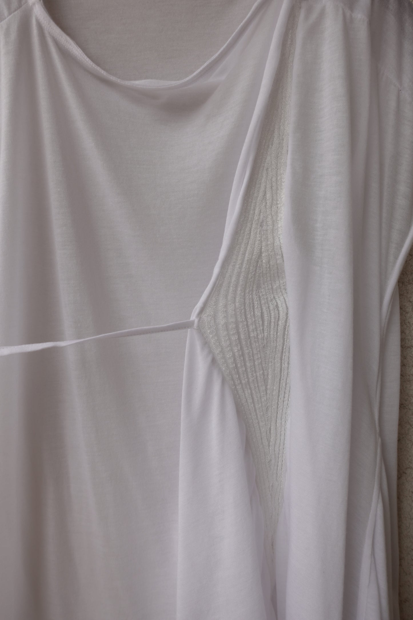 DIA 008 'Asymmetric Tied Knit Panel Top'